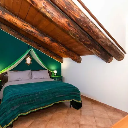 New! Piazza Statuto Boucheron Maisonette X4 Daire
