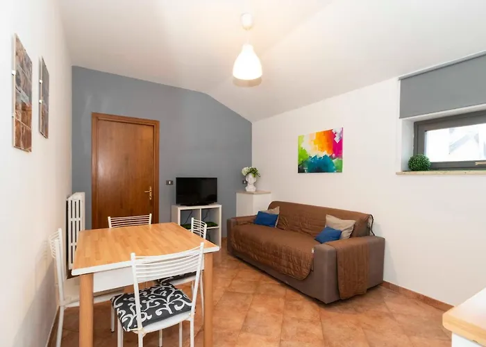 شقة New! Piazza Statuto Boucheron Maisonette X4 *