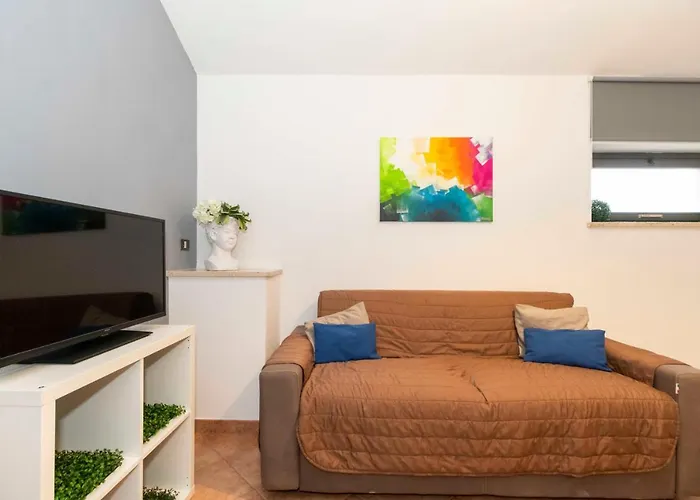 New! Piazza Statuto Boucheron Maisonette X4 *